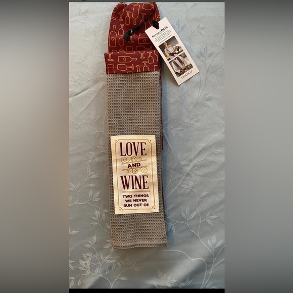 DEMDACO BOA Kitchen Towel Love and Wine Two Things We Never Run Out Of NWT - Picture 2 of 4